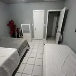 Serene - Private Room In Shared Home