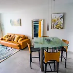 Brickell City Suites By Yourent