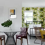 Bright Studio In Wynwood By Sonder