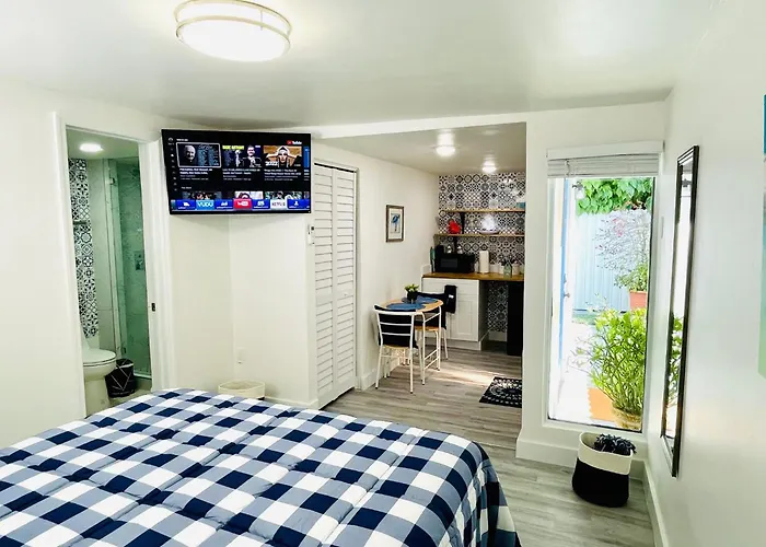 Our Lovely Nest, Free Parking & Wi-Fi