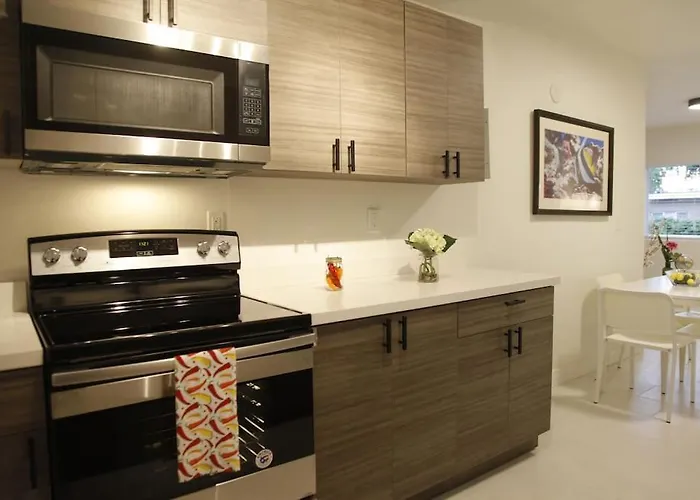 Apt 5 Miami Designer Apartment In The Upper East-Side