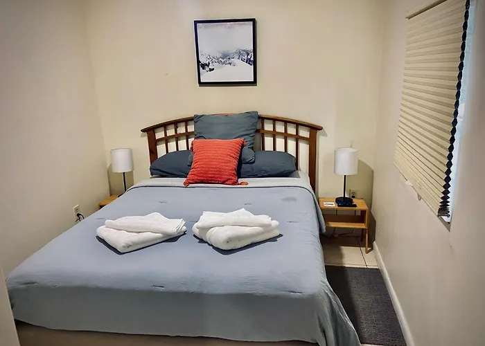 Private Room Near Miami Airport - Free Parking - 01