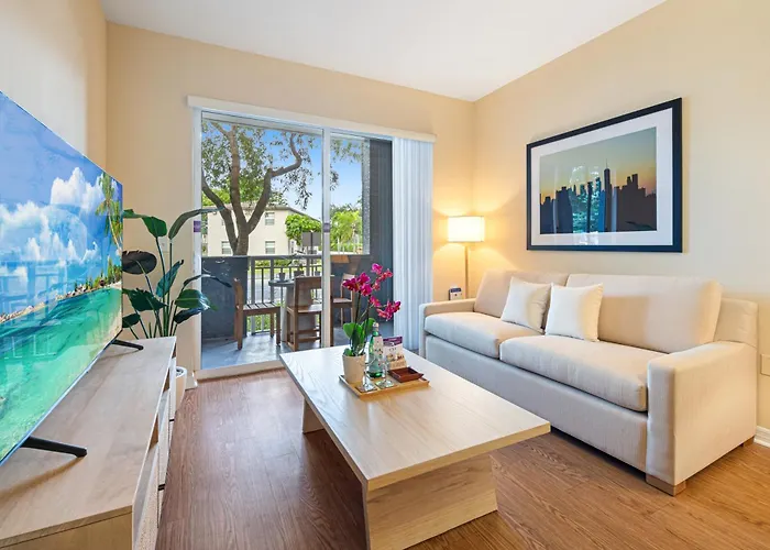 Dharma Home Suites South Miami At Red Road Commons