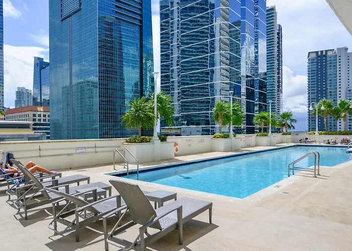 Amazing Studio Apt @Brickell With Pool & Parking