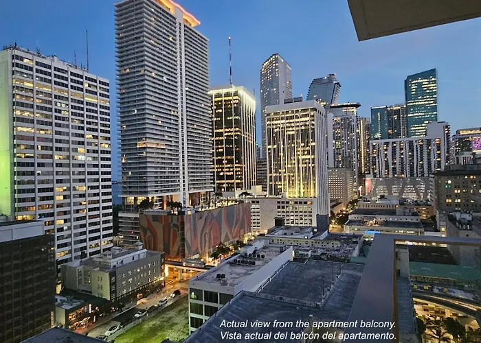Downtown Miami Elegance. 17Th Floor Yotelpad