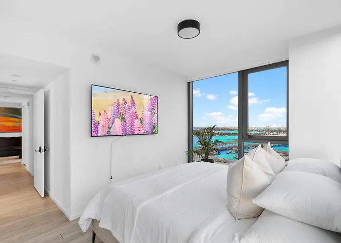 Beautiful 2 Beds, 2 Bath