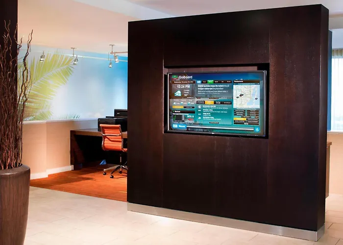 Courtyard Miami Airport West Doral