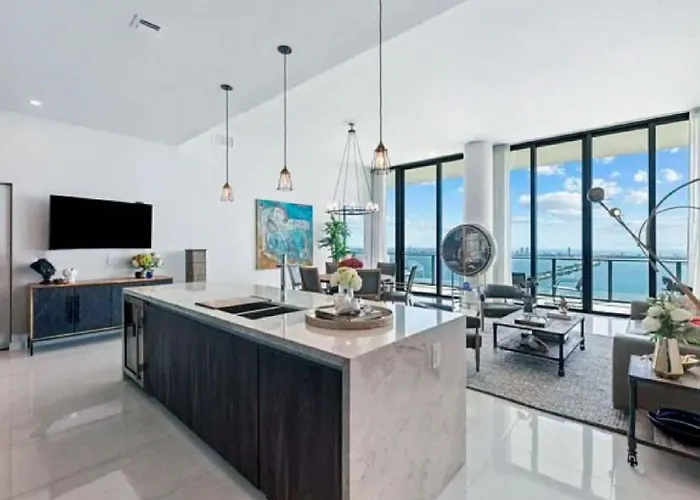 Penthouse With Bay Views In Miami