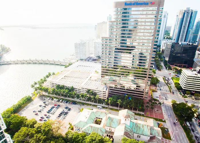 Brickell City Suites By Yourent