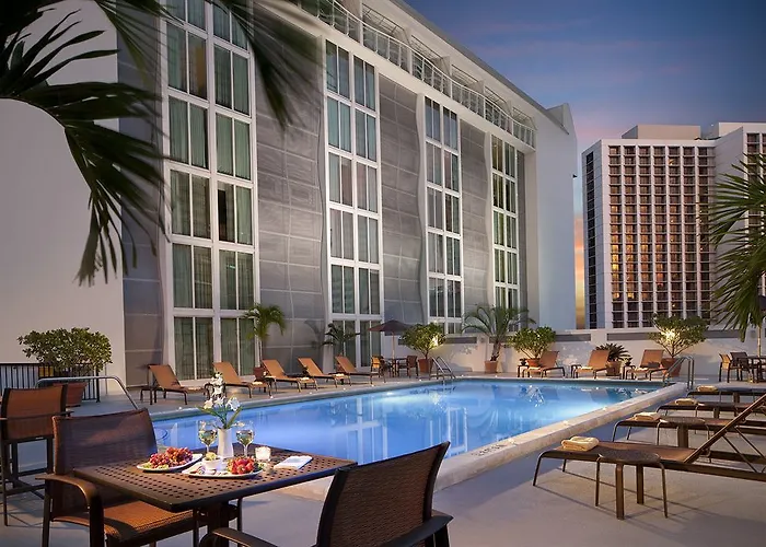 Courtyard Miami Downtown Brickell Area