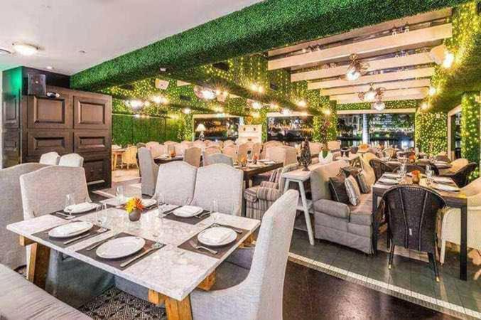 Luxury Waterfront In The Urban Oasis At Icon-brickell Free