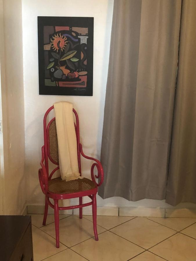 Private Next To Calle Ocho *