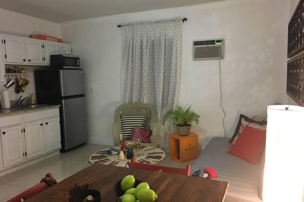 1 Bedroom Near Coconut Grove * Miami