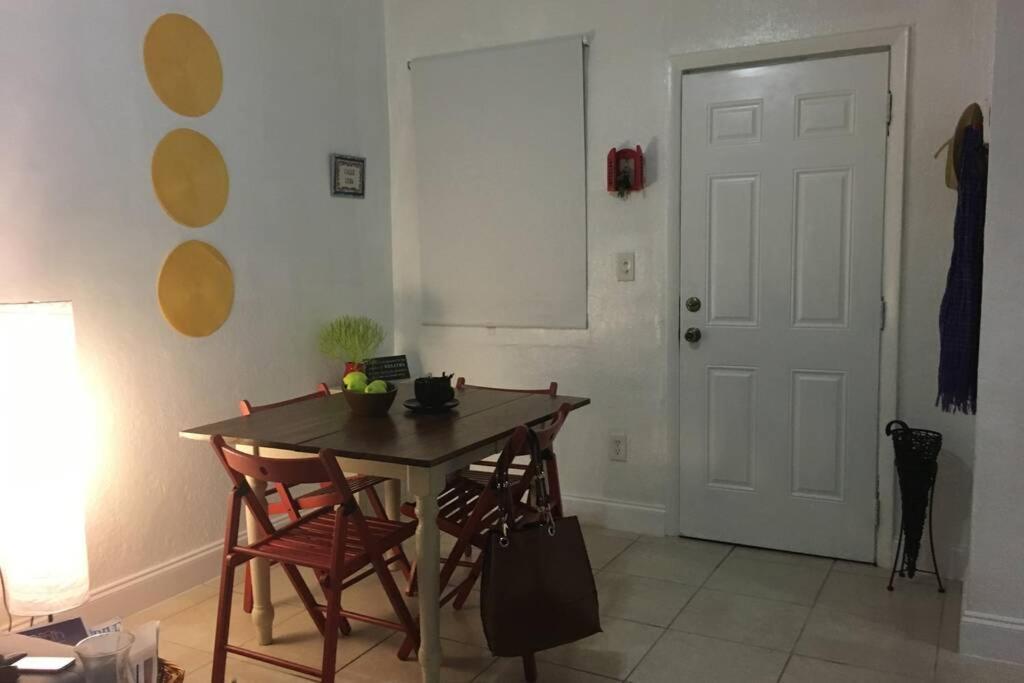1 Bedroom Near Coconut Grove *