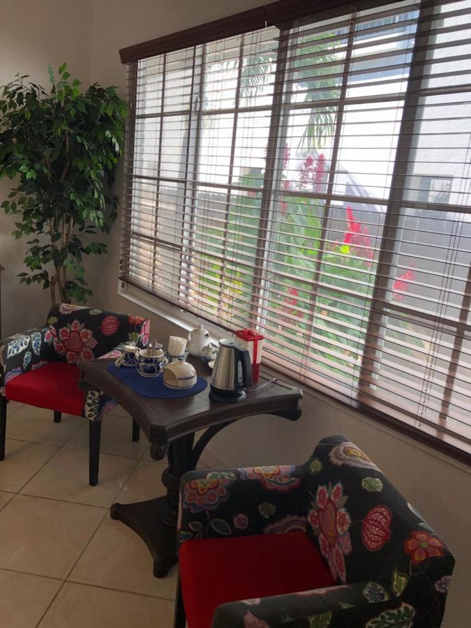 Private Next To Calle Ocho * Miami