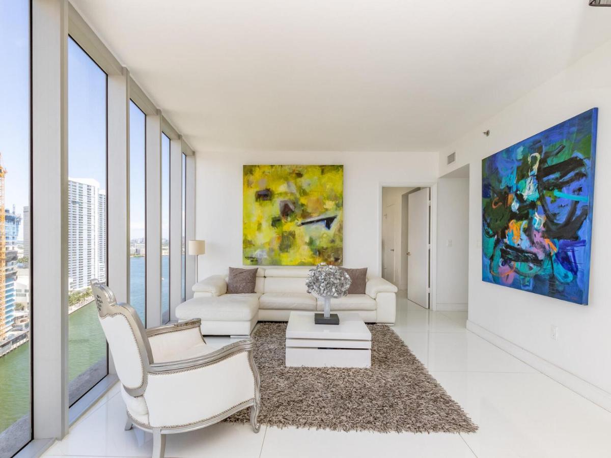 Apartment Luxury Waterfront In The Urban Oasis At Icon-brickell Free *