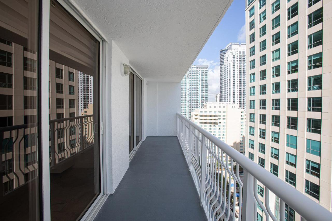Amazing At Brickell Club Apartment *