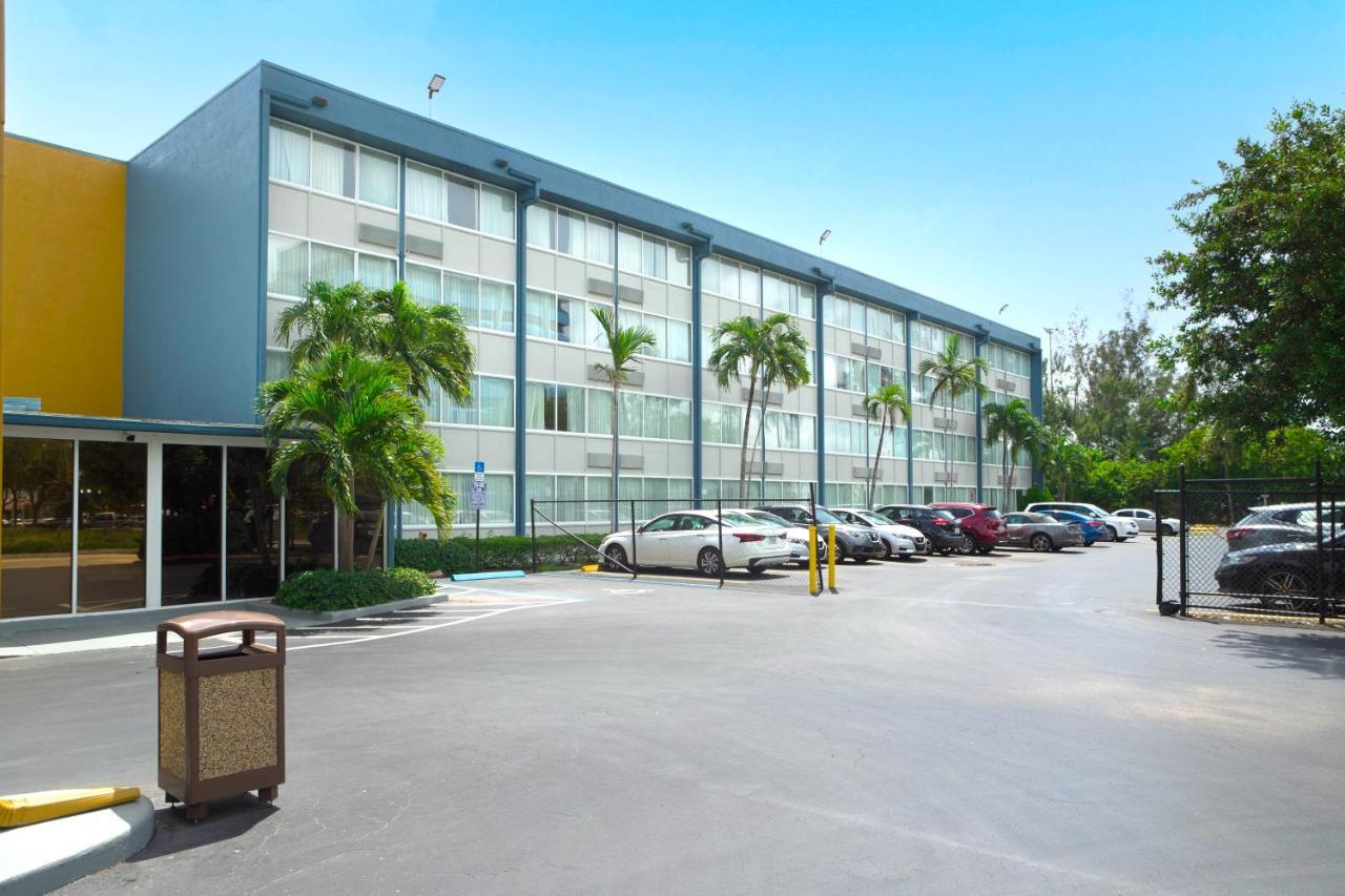 Envision International Airport Hotel 3*