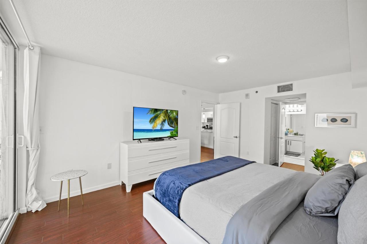 Amazing With Free Parking In Brickell Holiday home
