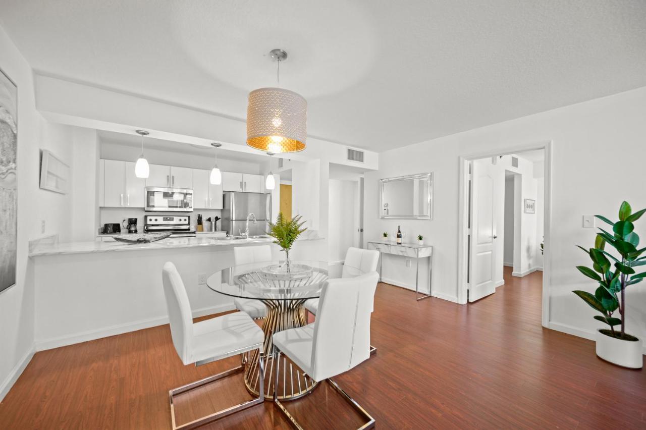 Amazing With Free Parking In Brickell