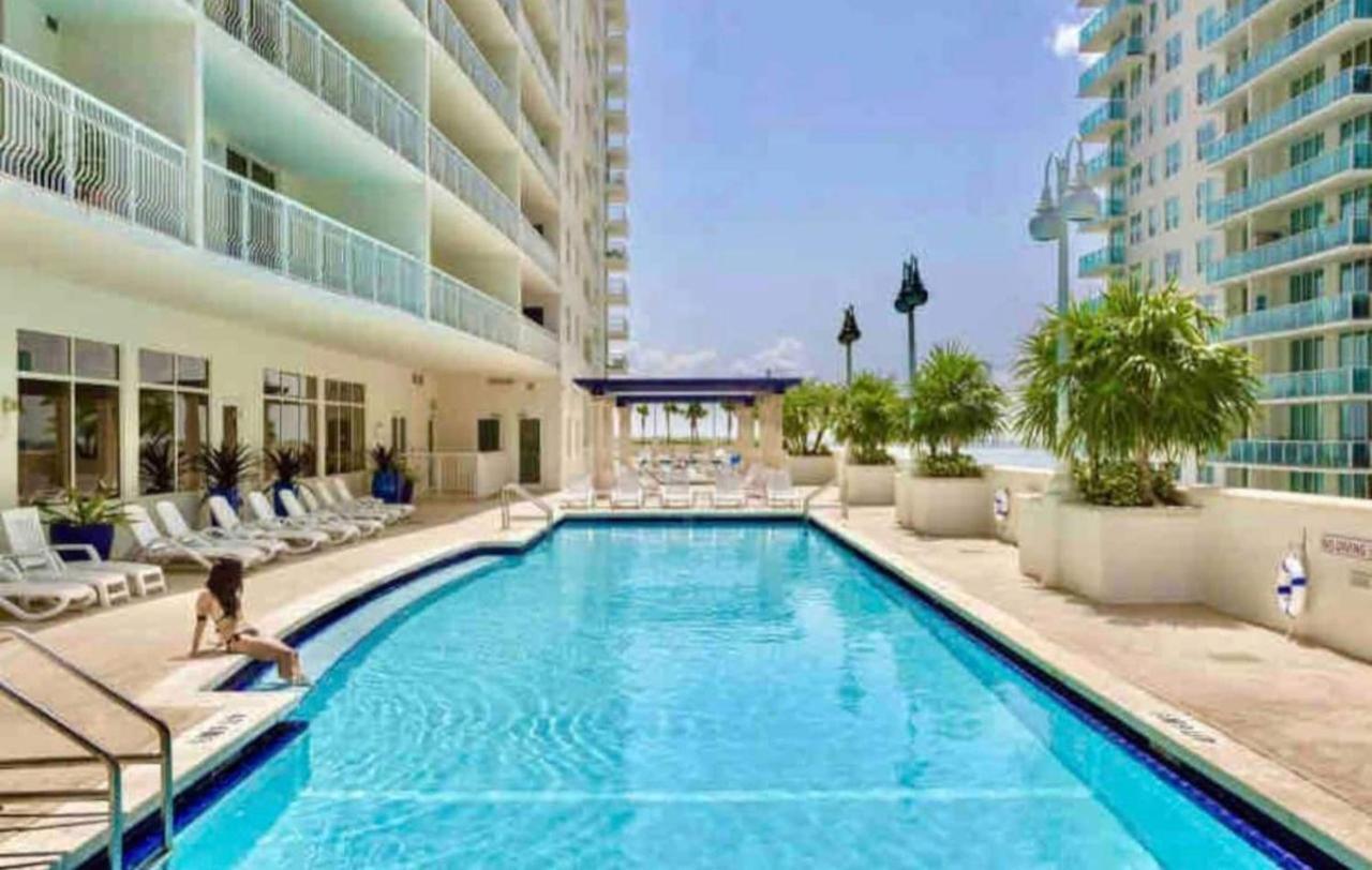 Amazing With Free Parking In Brickell Holiday home Miami