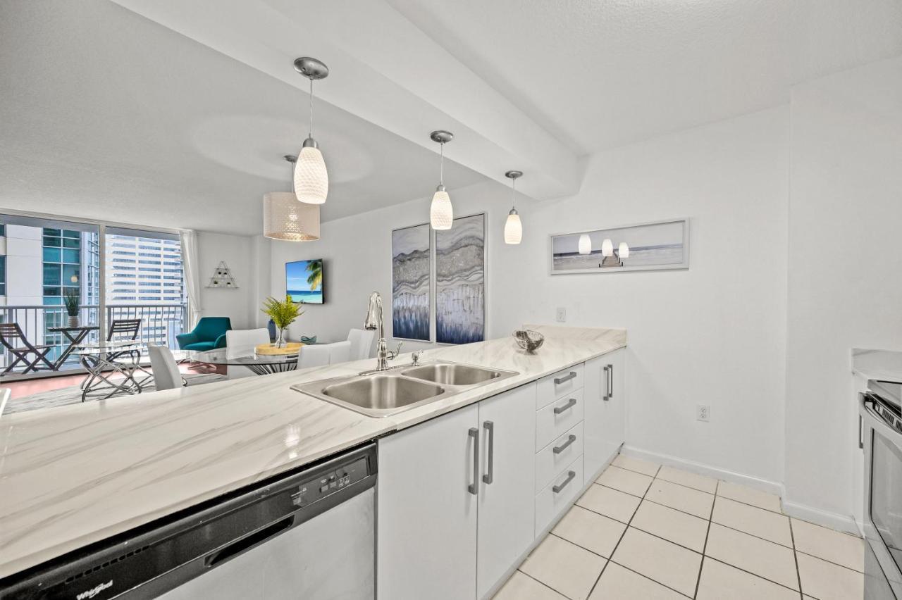Amazing With Free Parking In Brickell