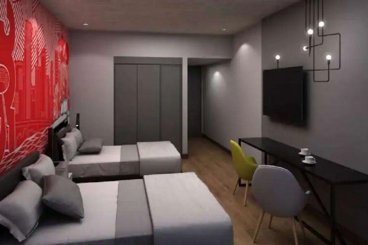 Hotel Radisson Red Airport