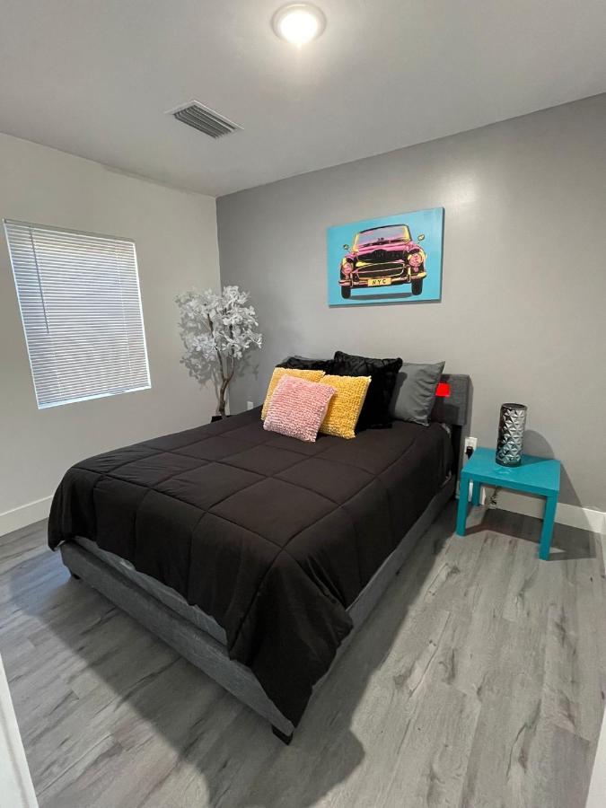 Luxurious Apt With Free Parking Mins Away From South Beach And Wynwood Apartment Miami