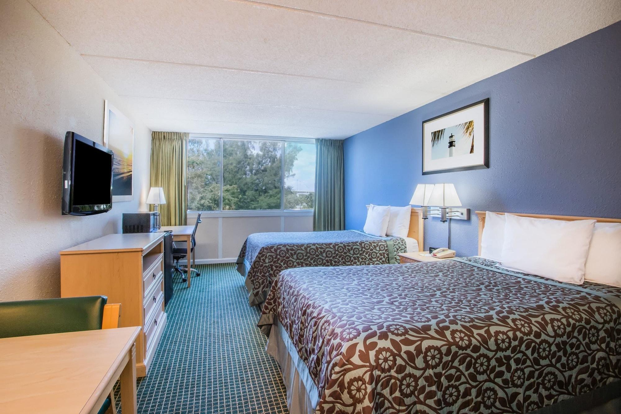 Hotel Envision International Airport 3*