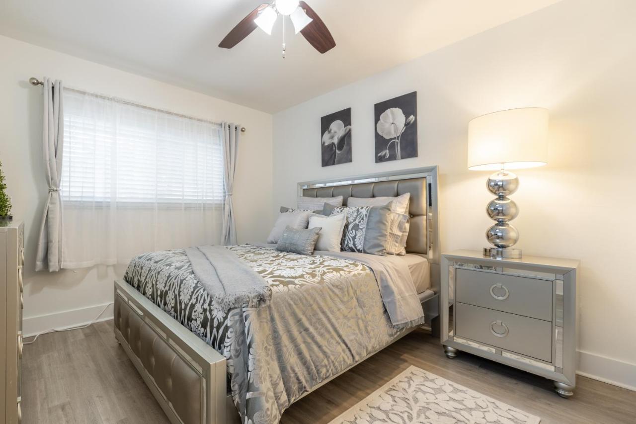 Luxurious And Cozy Townhouse 3 Bedrooms 2.5 Bath Villa Miami