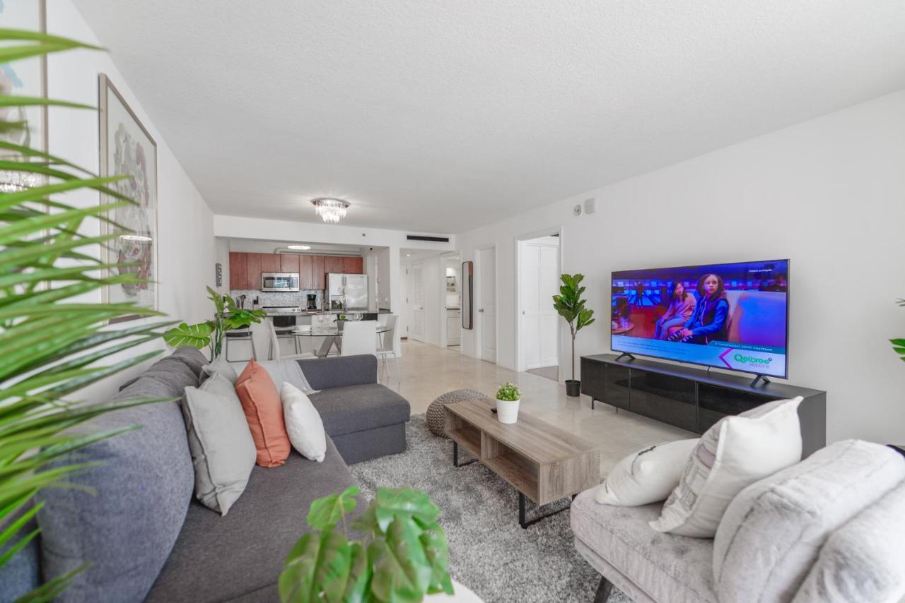 Wonderful In Brickell With Pool And Gym