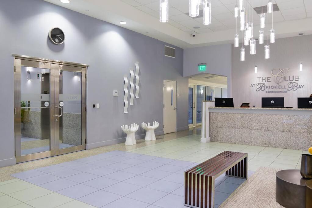 Apartment Amazing Studio Apt @brickell With Pool & Parking