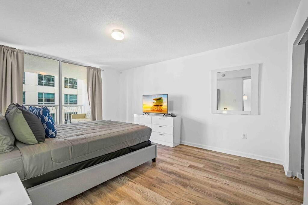 Apartment Unique 1 Bed 1 Bath • Brickell • Bay & Views