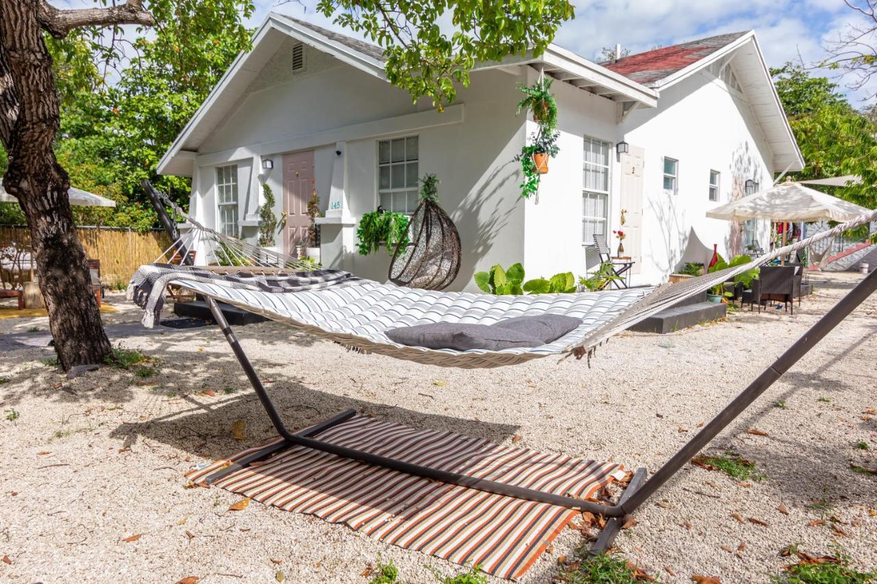With Backyard - Heart Of Downtown And Wynwood Apartment *