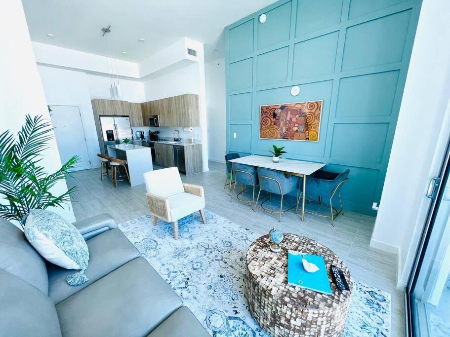 Sleek 2bd 2ba In Design District Aparthotel *