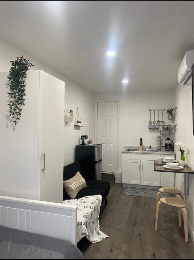 Tiny Place W Private Hot Jacuzzi 7 Min To International Airport * Miami