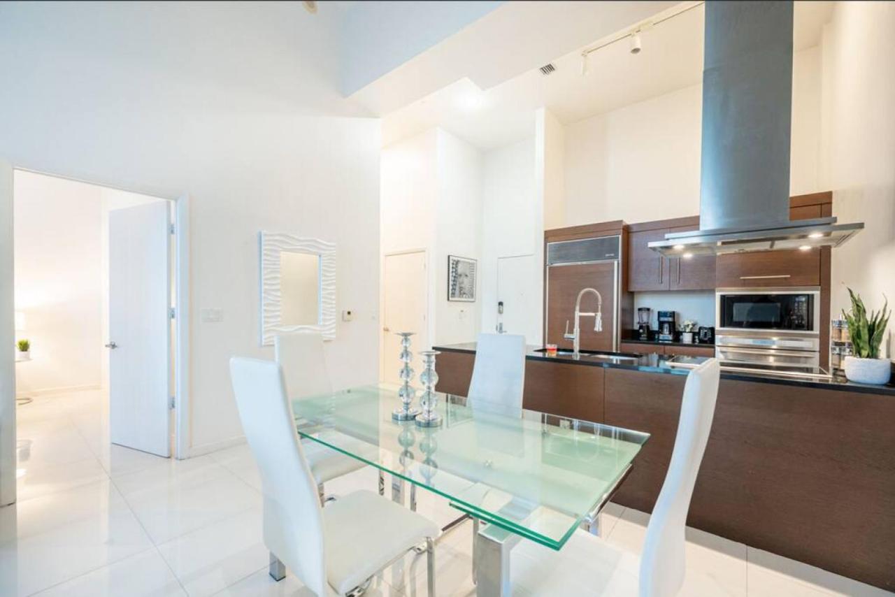 Apartamento Beautiful One Bedroom 16ft Ceilings At The W