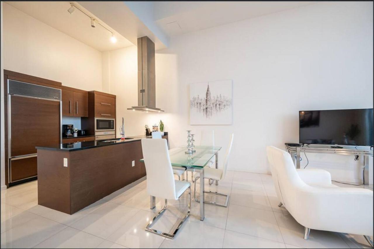 Apartamento Beautiful One Bedroom 16ft Ceilings At The W