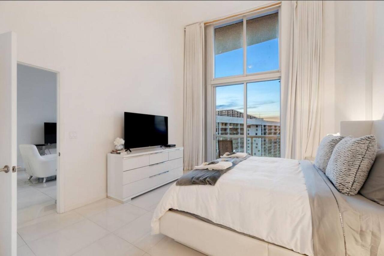 Beautiful One Bedroom 16ft Ceilings At The W Miami