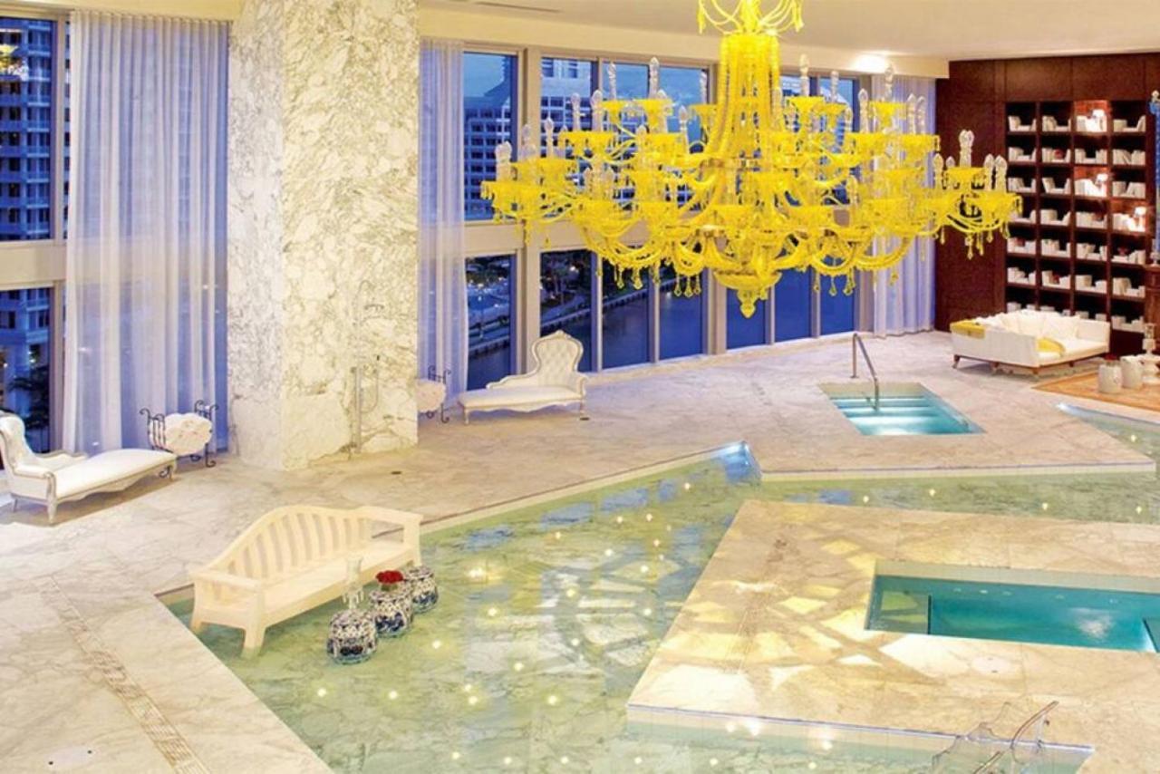 Beautiful One Bedroom 16ft Ceilings At The W *