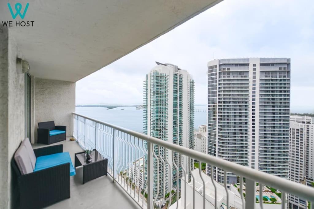 We Host- Awesome Penthouse Apt Brickell W-pool Miami