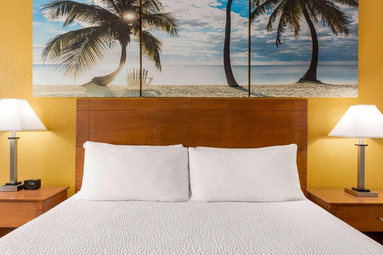 Envision International Airport 3* Miami
