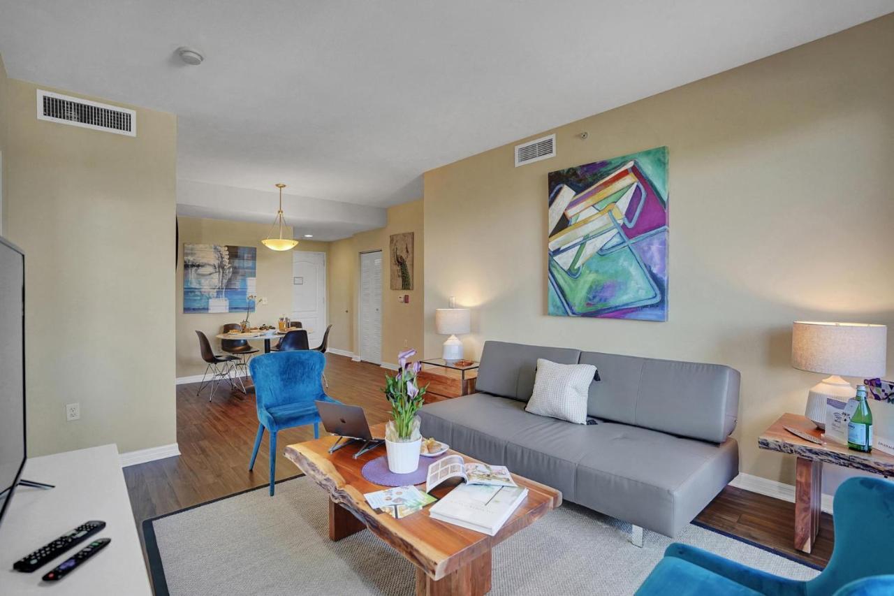 Dharma South At Red Road Commons Apartment *