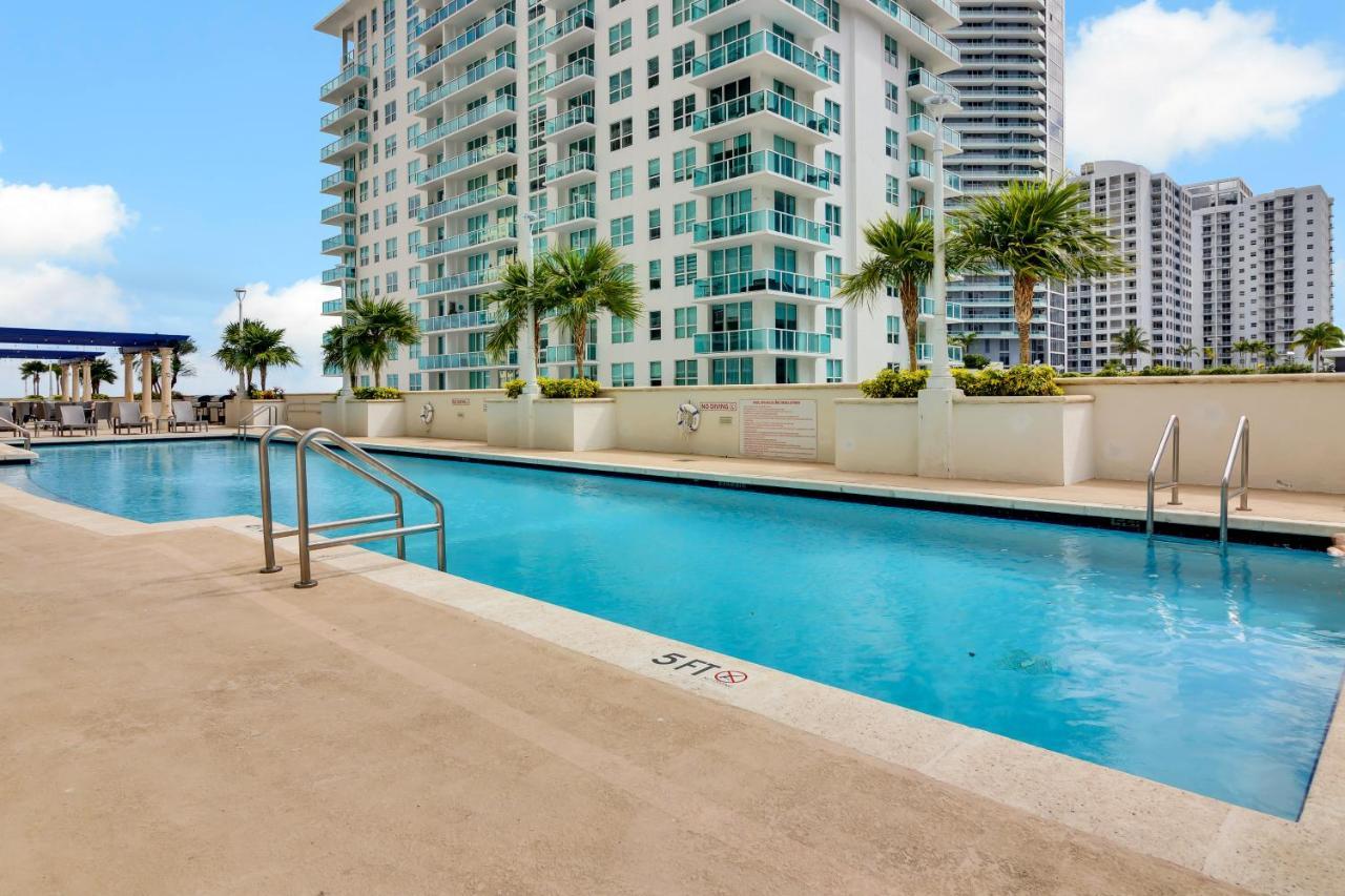 The Club At Brickell Bay Luxury Miami