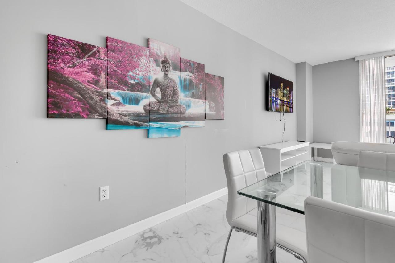 The Club At Brickell Bay Luxury