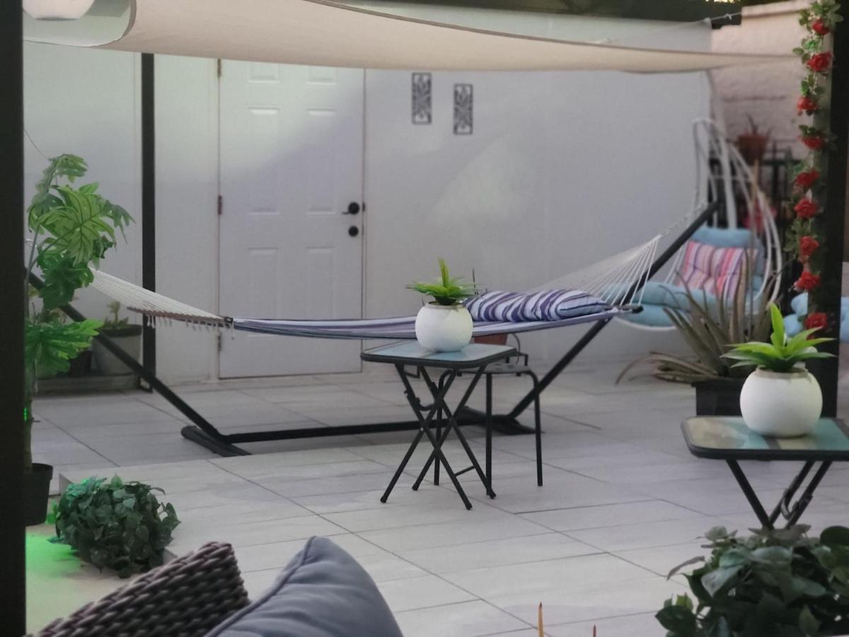 Tiny Place W Private Hot Jacuzzi 7 Min To International Airport Miami