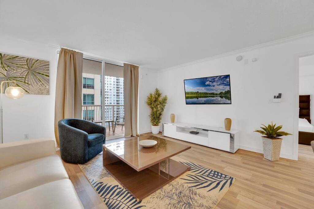 Apartment Impressive Unit In The Heart Of Brickell W Parking Miami