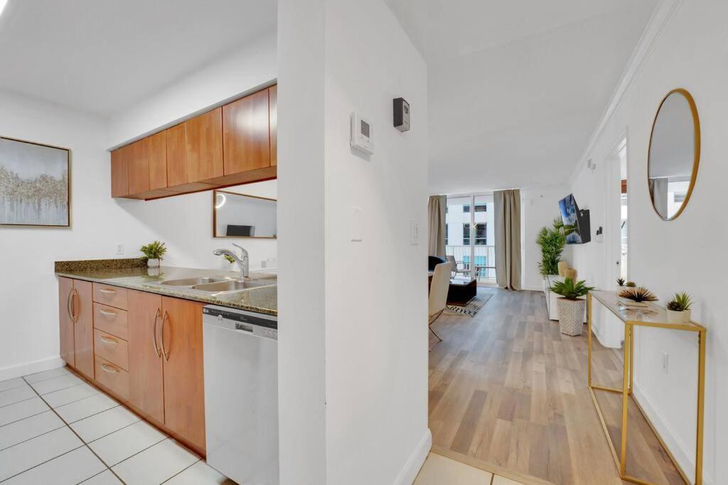 Impressive Unit In The Heart Of Brickell W Parking *