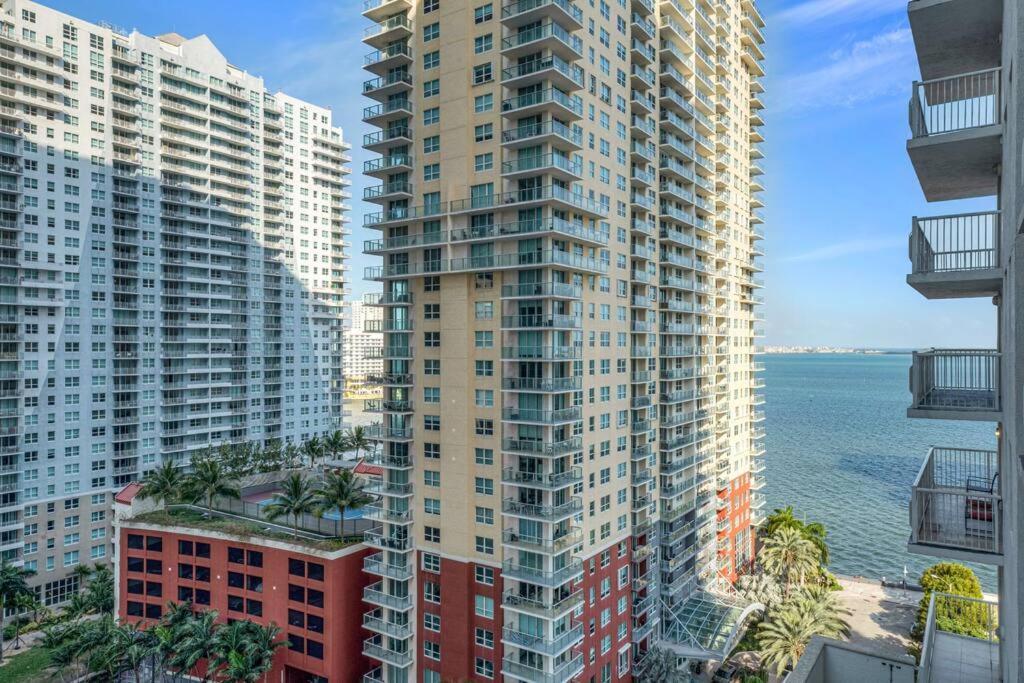 Impressive Unit In The Heart Of Brickell W Parking *