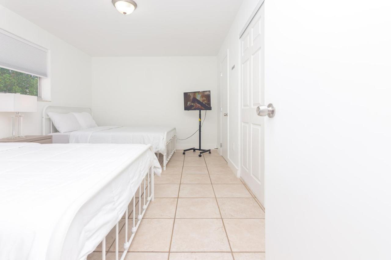 One Bedroom - With Parking & Balcony - Heart Of Wynwood